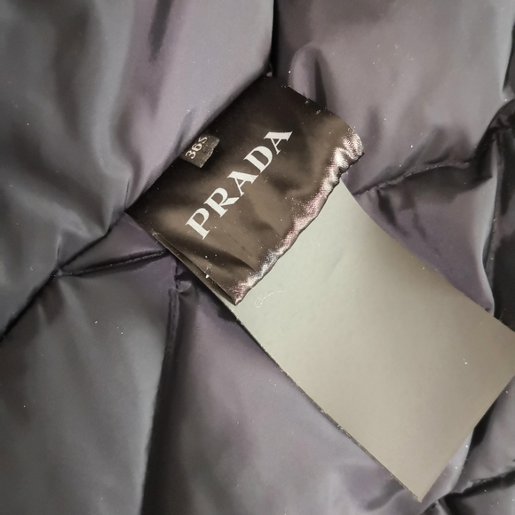 Prada down jacket 36S = US 0 petite - Picture 5 of 11